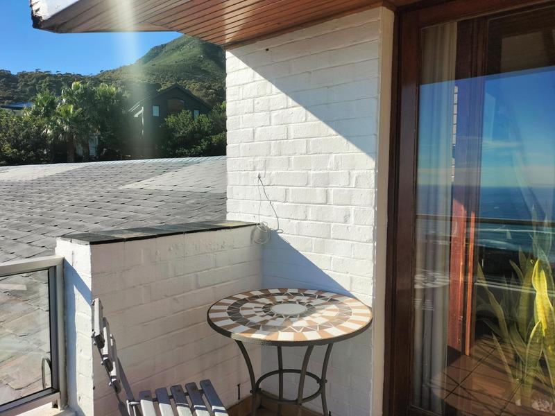 To Let 1 Bedroom Property for Rent in Llandudno Western Cape